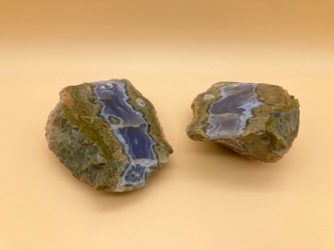 Rhyolith mit blauem Achat